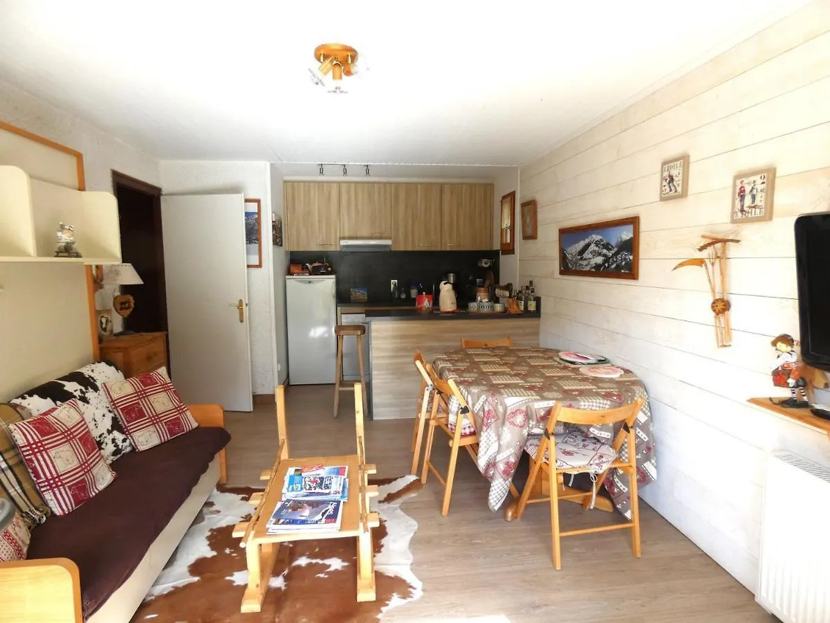 Apartment Appartement 6 Pers, Proche Pistes, Terrasse Et Parking Inclus A La Clusaz - Fr-1-459-217