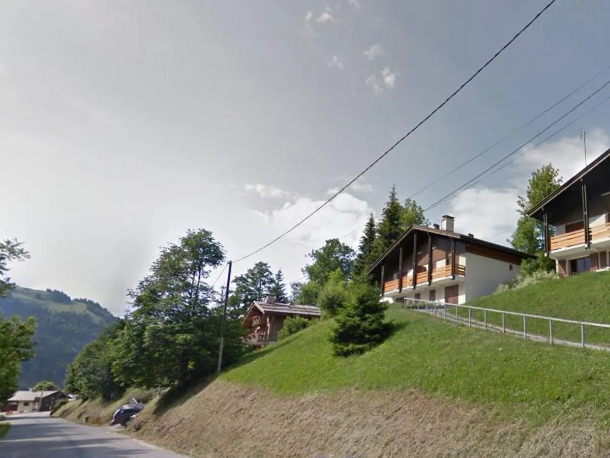 Appartement 6 Pers, Proche Pistes, Terrasse Et Parking Inclus A La Clusaz - Fr-1-459-217 0*,  France